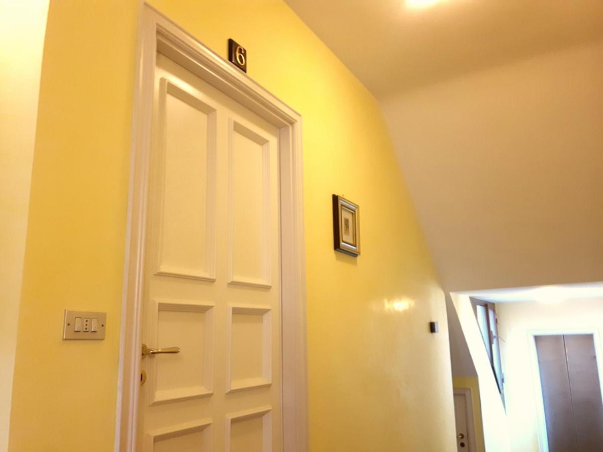 I 13 Cavalieri Guest House Барлетта Екстер'єр фото