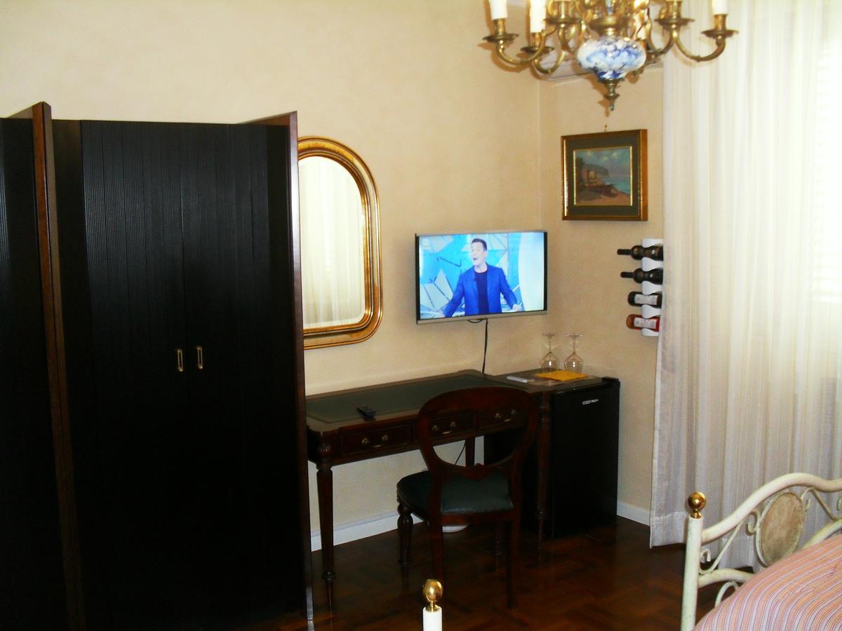 I 13 Cavalieri Guest House Барлетта Екстер'єр фото