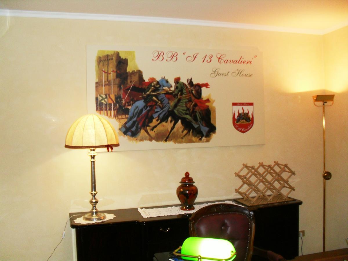 I 13 Cavalieri Guest House Барлетта Екстер'єр фото