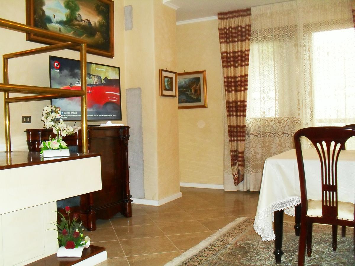 I 13 Cavalieri Guest House Барлетта Екстер'єр фото