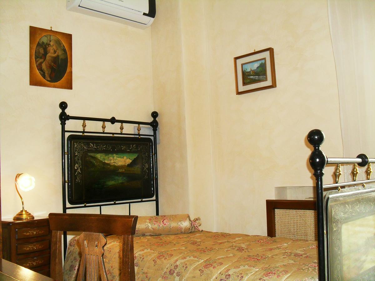 I 13 Cavalieri Guest House Барлетта Екстер'єр фото